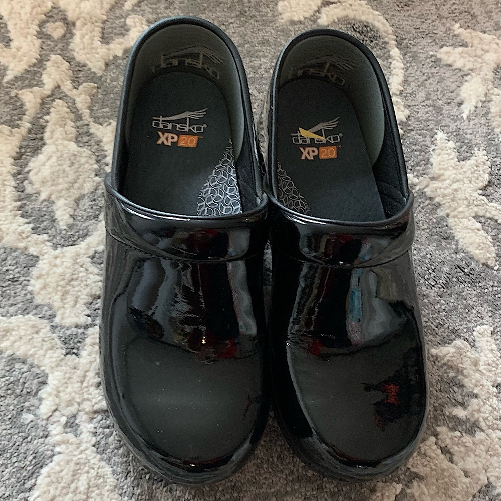 Dansko XP 2.0 Clogs Size 38